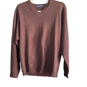 100% Cashmere Chocolate V-Neck Sweater